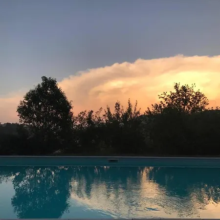 Ferienhaus Mit Privatpool Fuer 6 Personen Ca 400 M In Morra, Trasimenischer See *