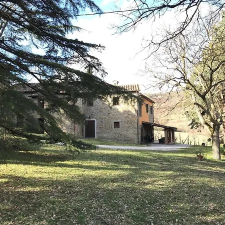 Ferienhaus Mit Privatpool Fuer 6 Personen Ca 400 M In Morra, Trasimenischer See *